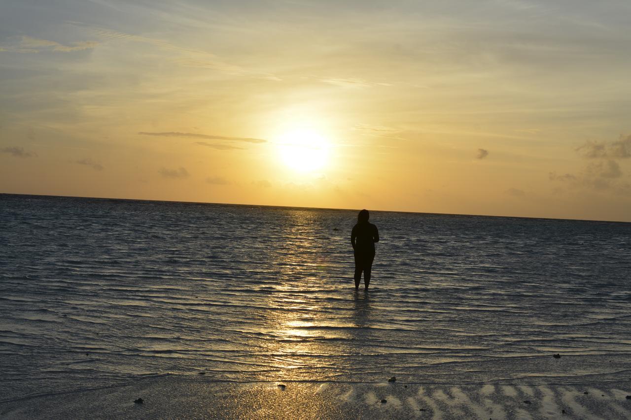 Noomuraka Inn Omadhoo Buitenkant foto