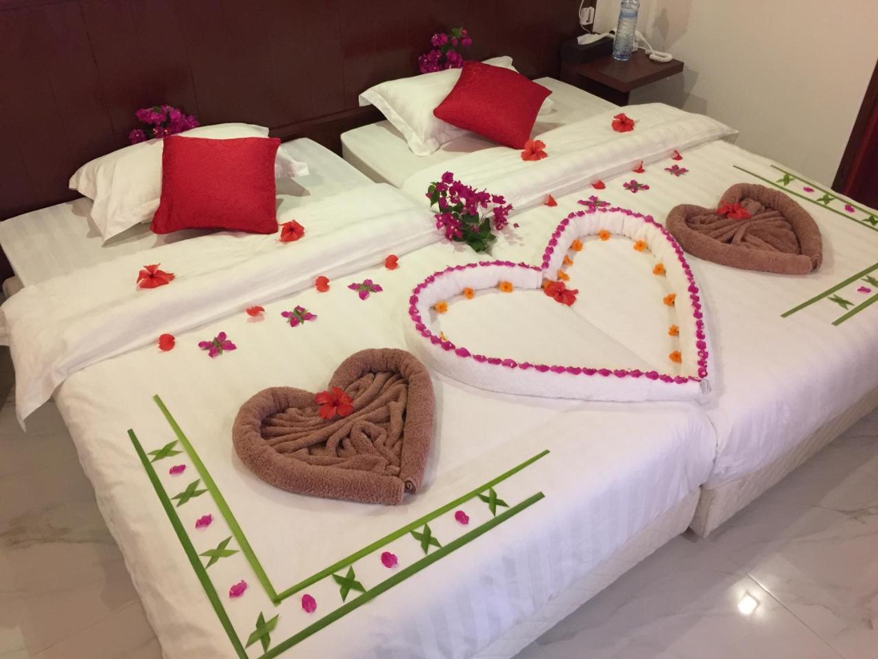 Noomuraka Inn Omadhoo Buitenkant foto